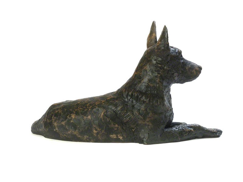 4_PETRIBUTES_CAS-GER-BRZ.jpg Beautiful figurine German Shepherd dog urns for pet dog ashes. Can be personalised.