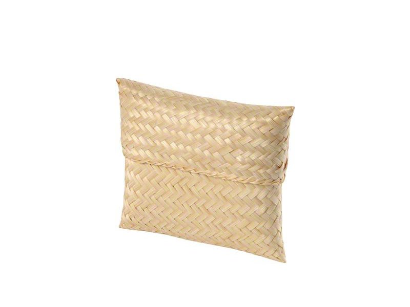 6_PETRIBUTES_Scatter-Pouch_SP.jpg Wonderfully simple ashes scatter pouch. Natural pet ashes urn