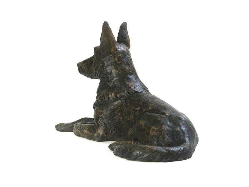 7_PETRIBUTES_CAS-GER-BRZ.jpg Beautiful figurine German Shepherd dog urns for pet dog ashes. Can be personalised.